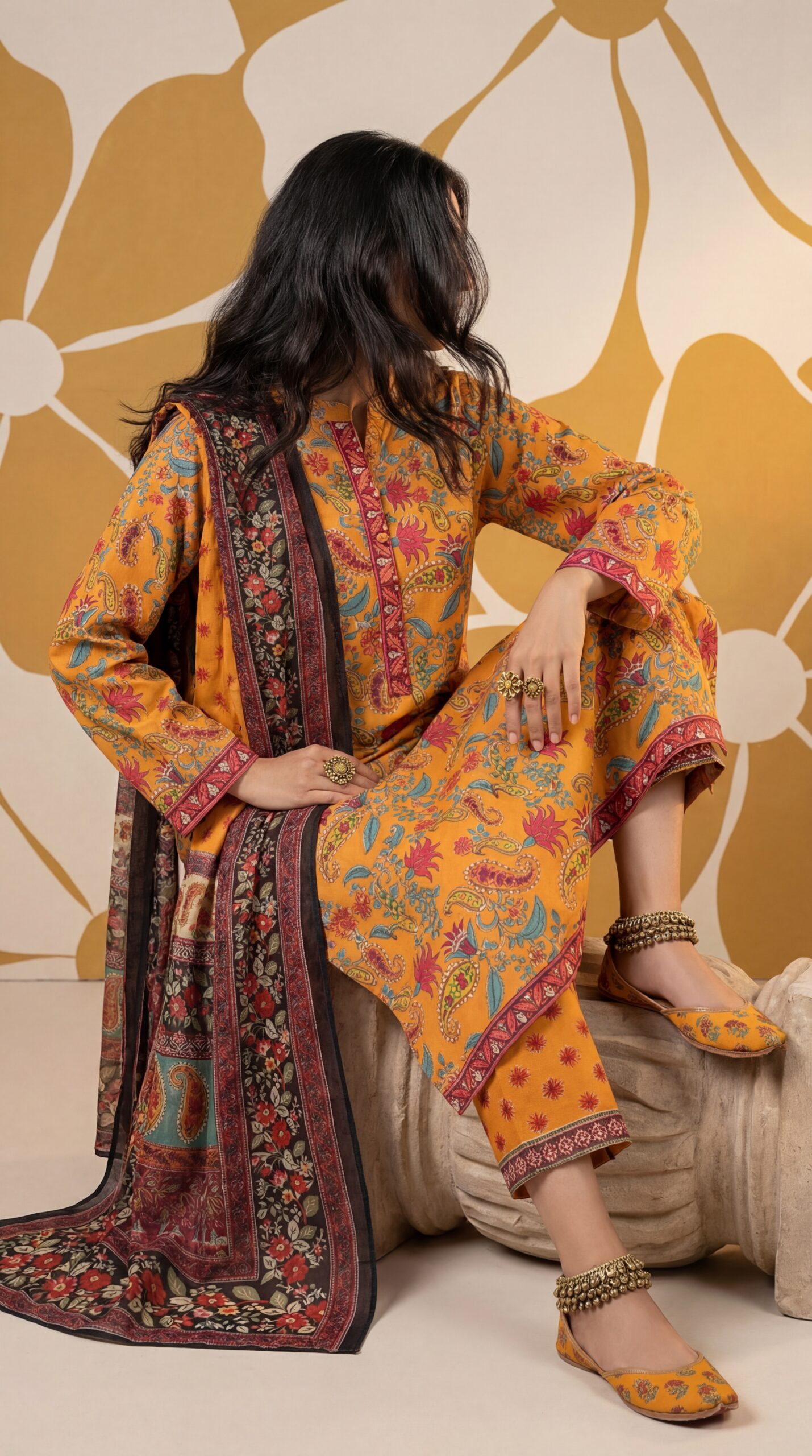 প্রিমিয়াম কোয়ালিটির কলমকারি সালোয়ার কামিজ | কটন ফেব্রিক কাপড় - Image 2