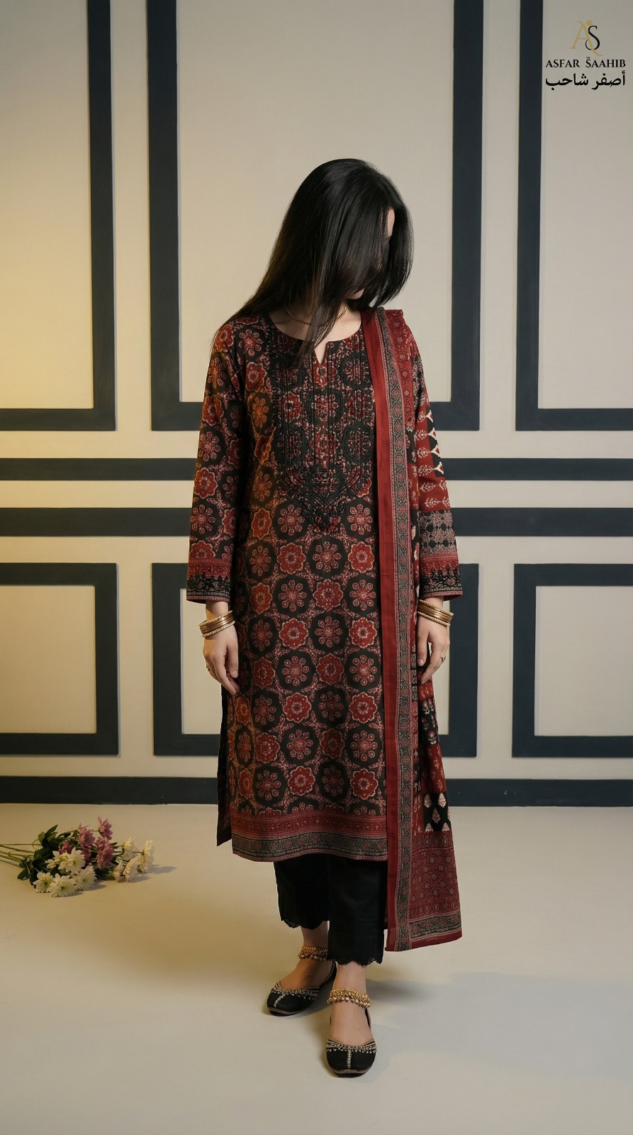 আজরাখ প্রিন্ট সালোয়ার কামিজের ট্রেন্ডি ডিজাইন - Image 3